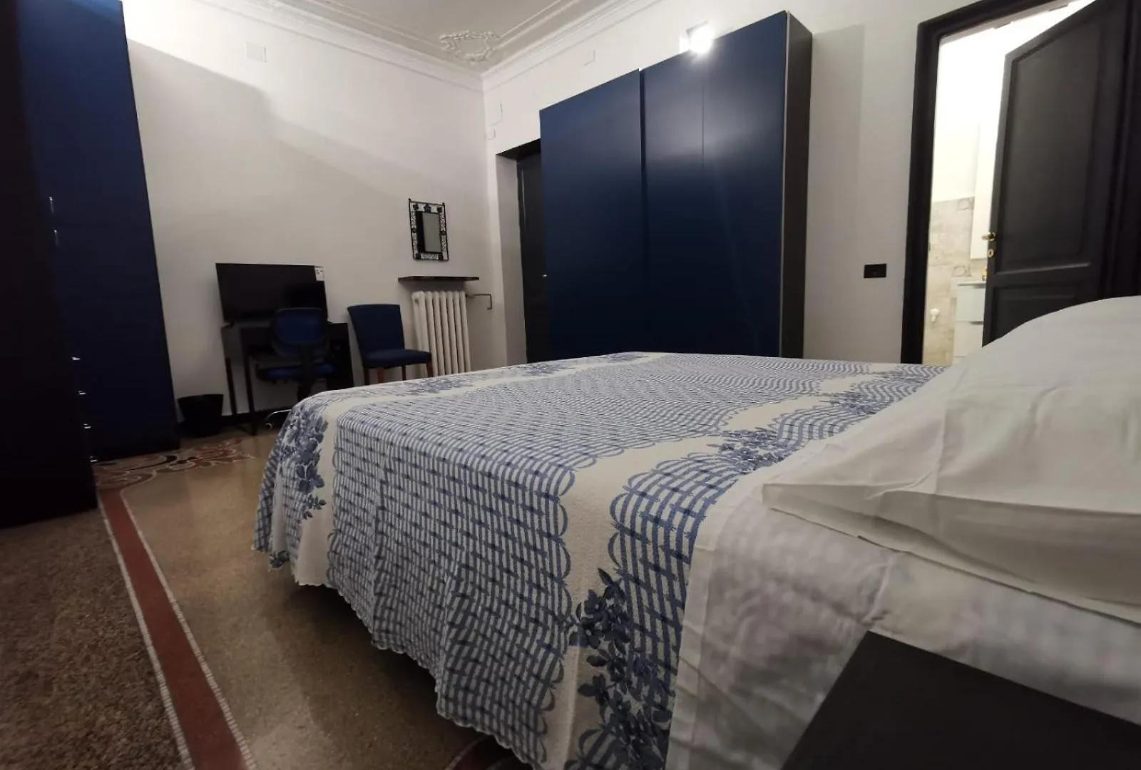 La Corte Charm Apartment- Where The Memories Are Made Genua 0*,  Włochy